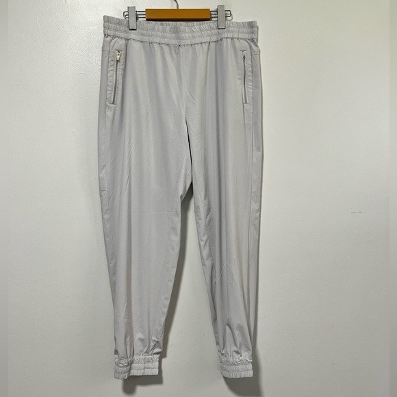 Tommy Bahama IslandZone Gray Jogger Pants - M - Picture 2 of 12